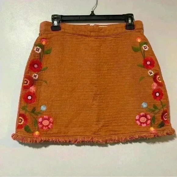 GB Gianni Bini Floral Embroidered Mini Skirt Womens sz Large orange brown fringe - Picture 3 of 9